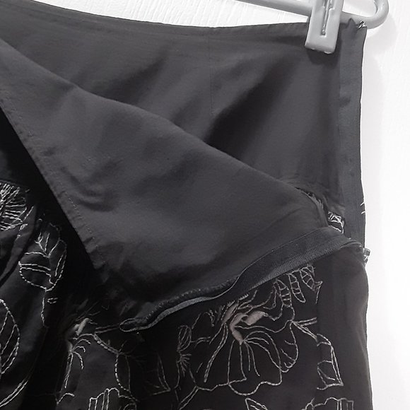 7 | Smart Set | Sashed Floral Circle Skirt - Picture 3 of 5